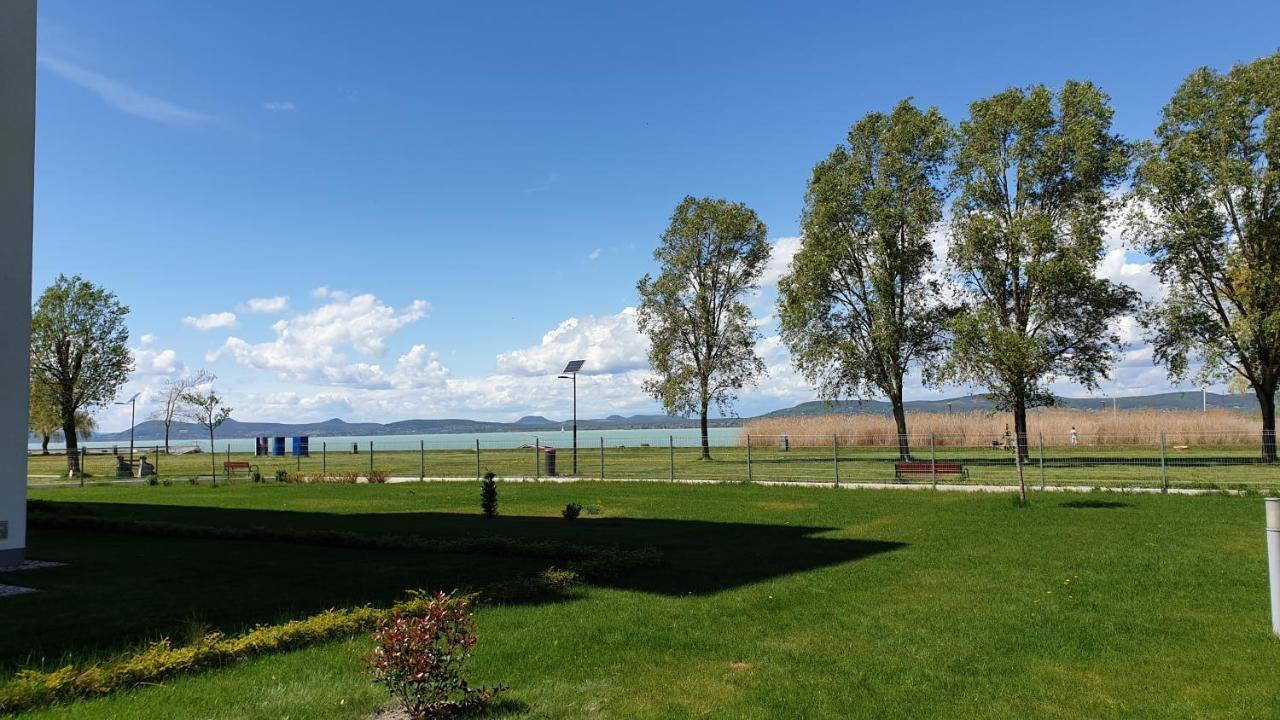 Lelle Resort Cb34 Balatonlelle Dış mekan fotoğraf