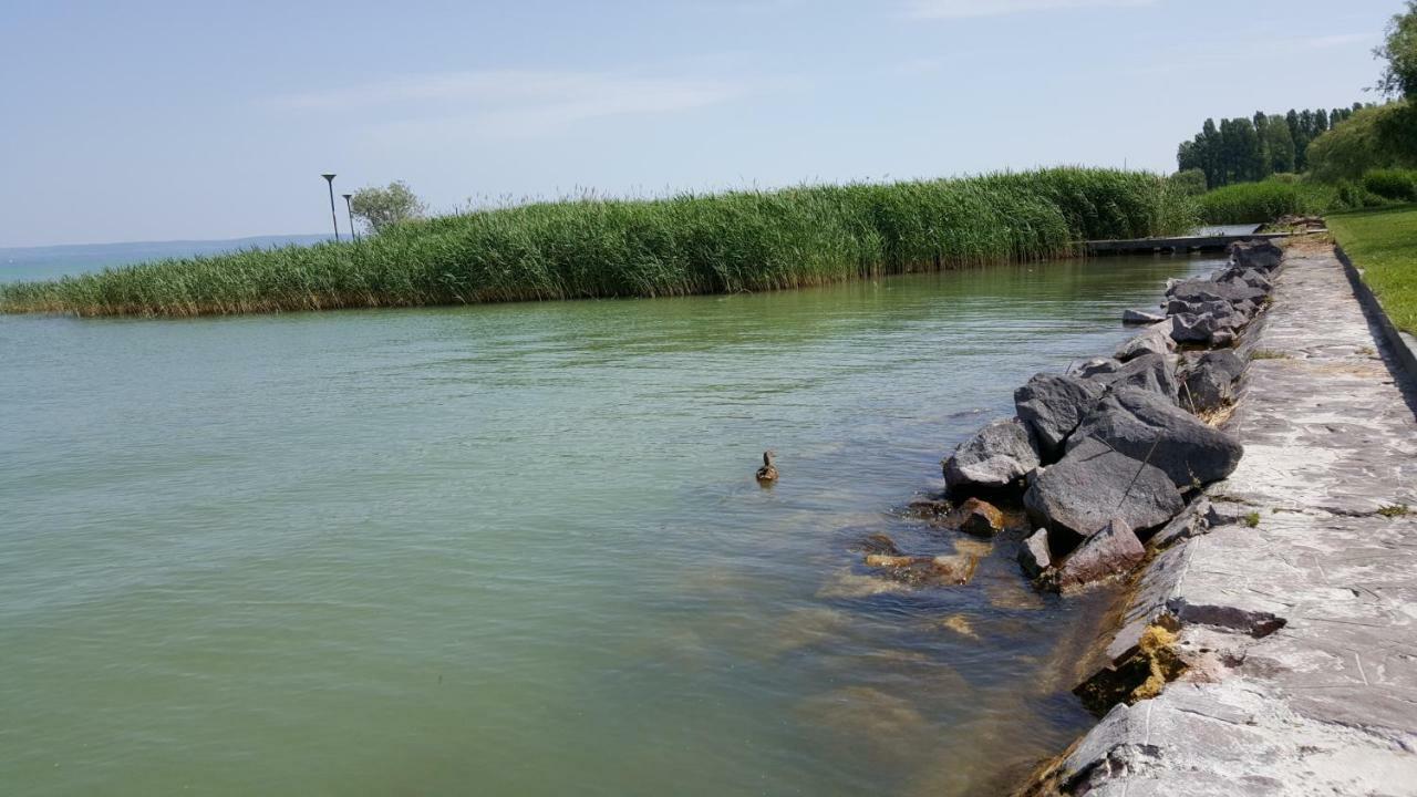 Lelle Resort Cb34 Balatonlelle Dış mekan fotoğraf
