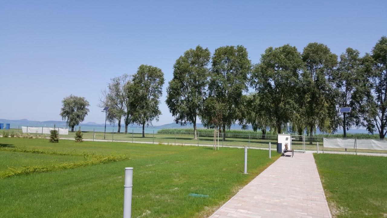 Lelle Resort Cb34 Balatonlelle Dış mekan fotoğraf