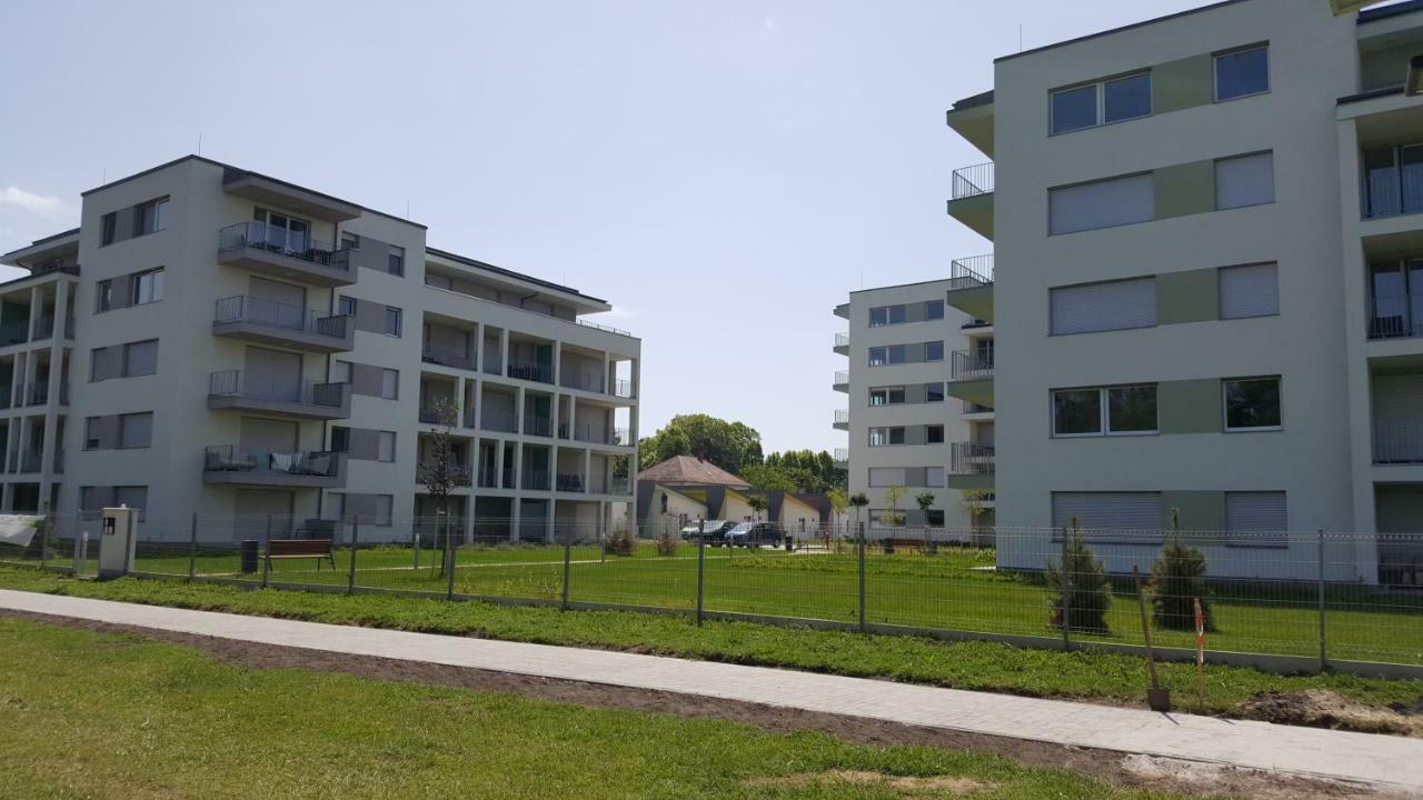 Lelle Resort Cb34 Balatonlelle Dış mekan fotoğraf