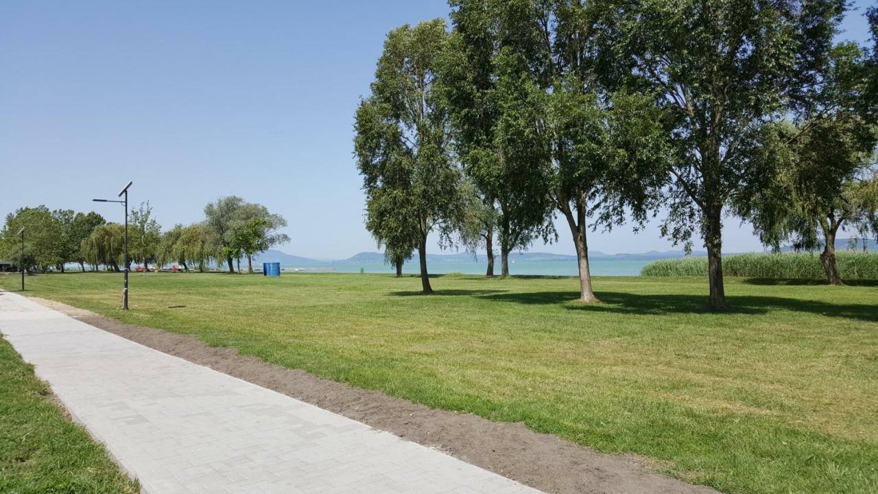 Lelle Resort Cb34 Balatonlelle Dış mekan fotoğraf