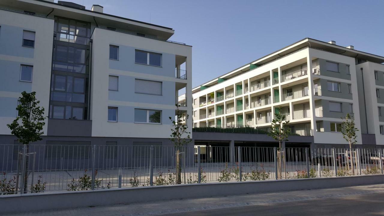 Lelle Resort Cb34 Balatonlelle Dış mekan fotoğraf